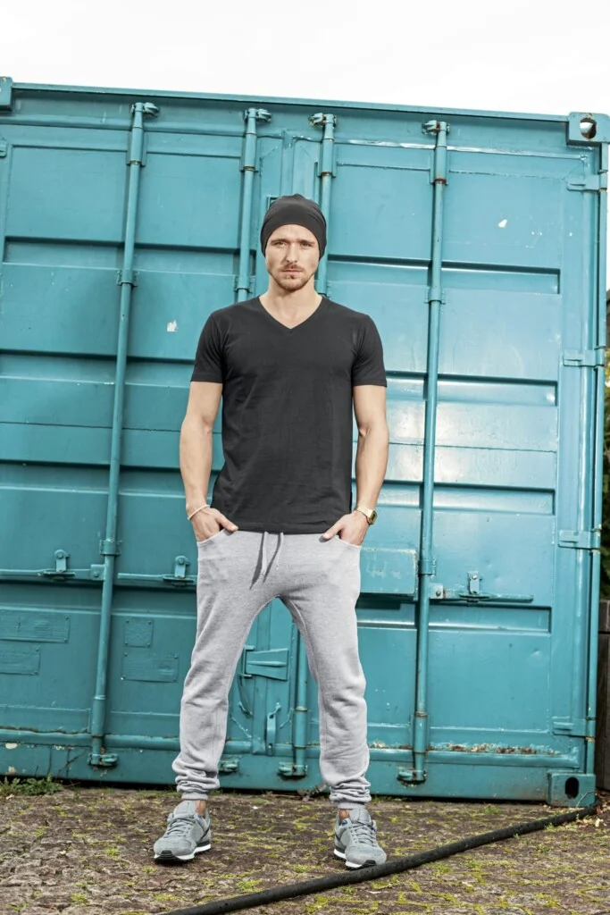 BUILD YOUR BRAND Heavy Deep Crotch Sweatpants | BY013