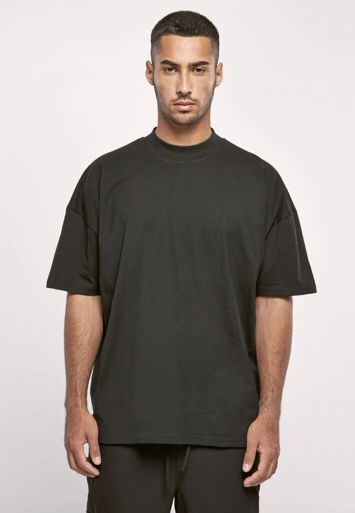 BUILD YOUR BRAND Men´s Oversized Mock Neck Tee | BY230