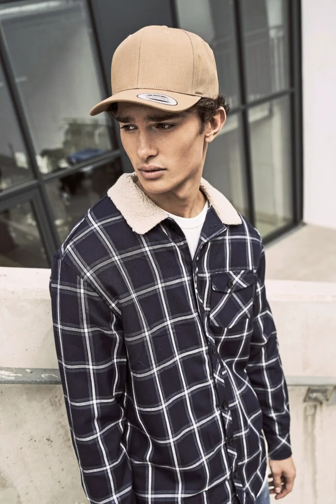 FLEXFIT 6-Panel Curved Metal Snap Cap | FX7708MS