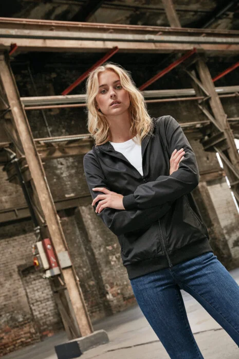 Ladies´ Recycled Windrunner