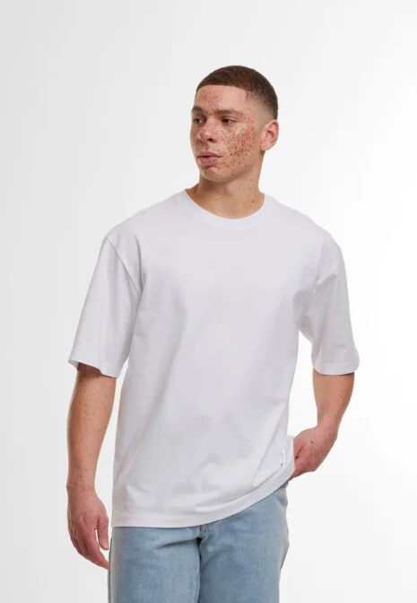 Loose Fit Tee