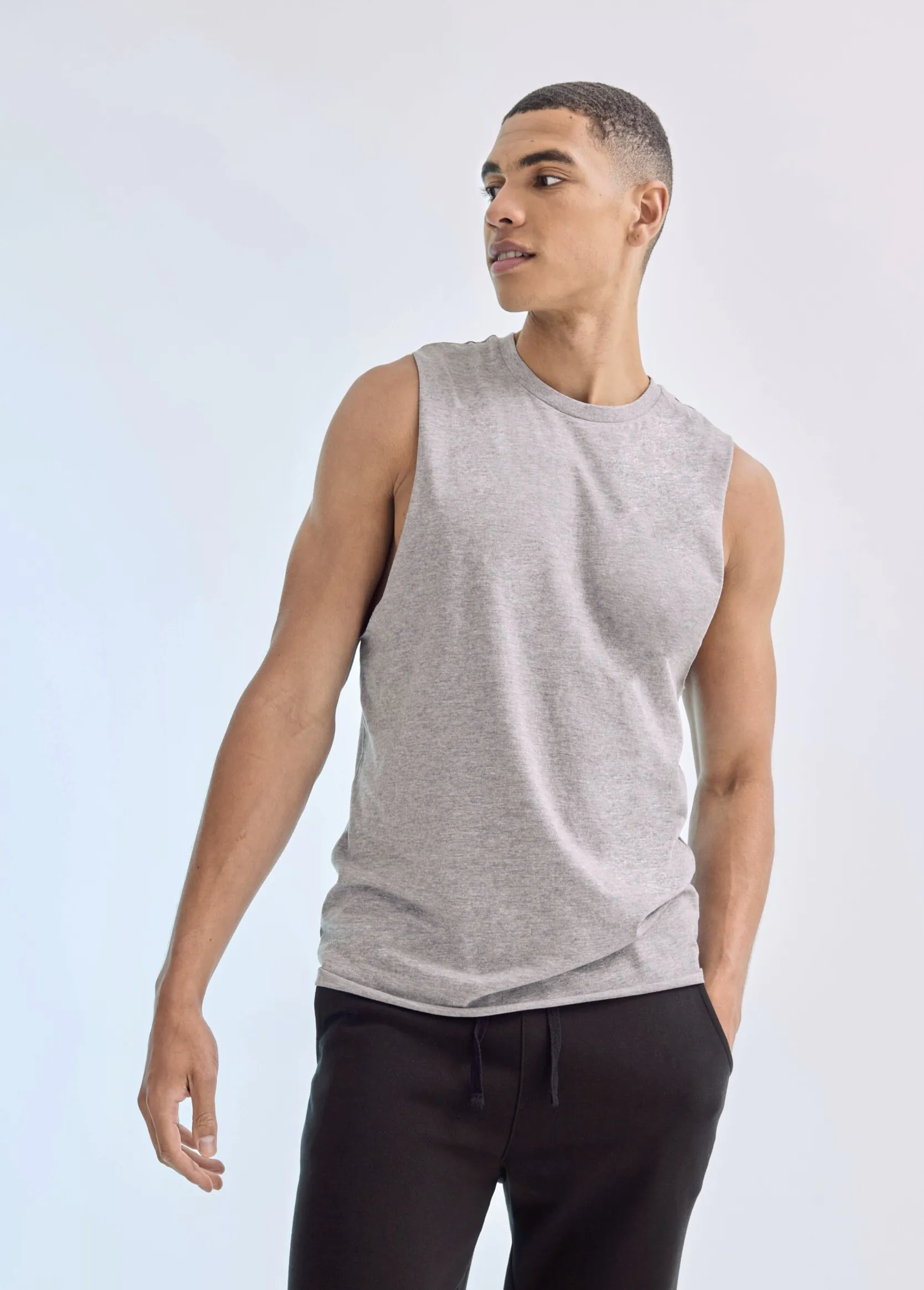 SKINNIFIT MENMen's High Neck Slash Armhole Vest | SFM232
